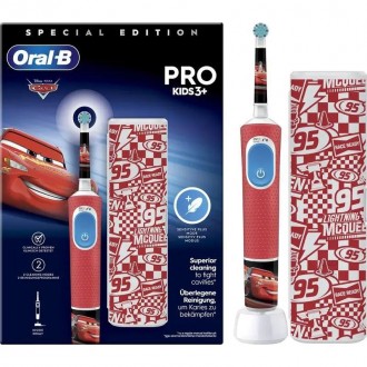 Vitality D100 Oral-B Тачки Cars с футляром Детская зубная щетка Oral-B 2 насадки